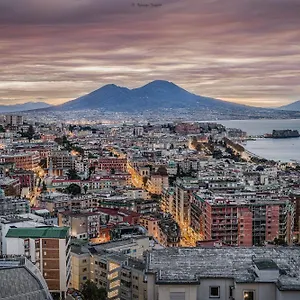 Chiaia Bilocale Panoramico , Napoli Italia