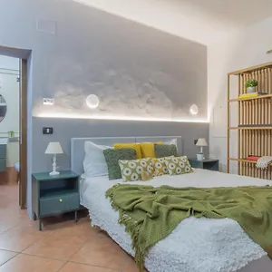 Croce , Piacenza Italia